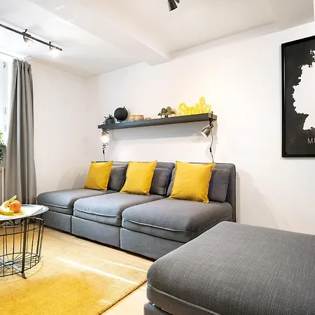 Marienplatz 2 Bedrooms Living Kitchen Apartment *