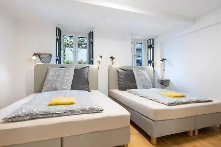 Marienplatz 2 Bedrooms Living Kitchen * Múnich