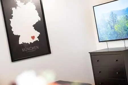 Апартаменты Marienplatz 2 Bedrooms Living Kitchen
